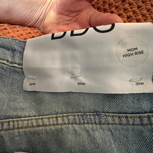 Urban Outfitters High-waisted distressed denim jeans - Picture 5 of 7